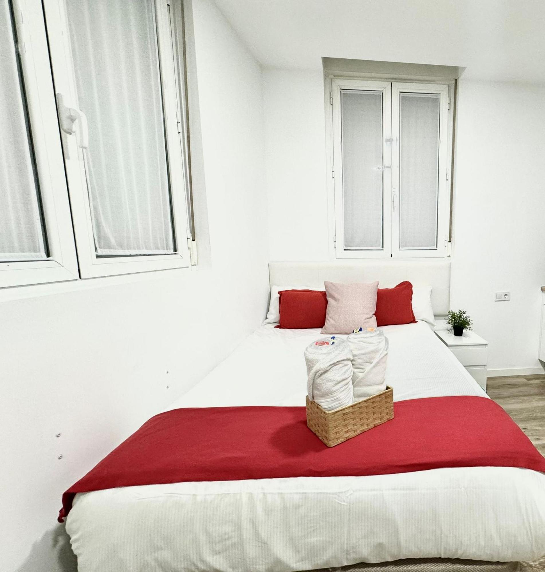 Apartamentos Madrid Connection - Universidad By Oshun Apartments Exterior foto